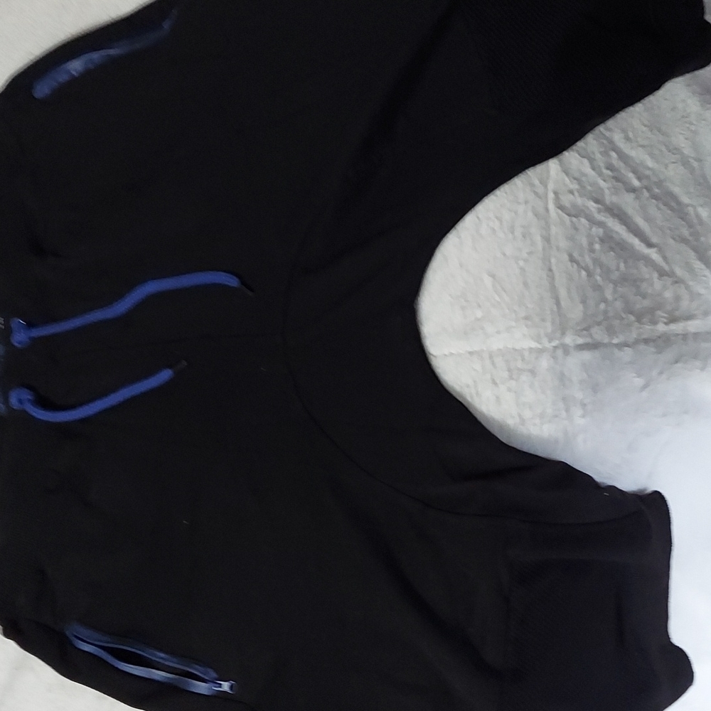 Short set - Picture 2 of 4